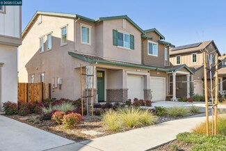 48 Riverbend Ln, Petaluma, CA 94952
