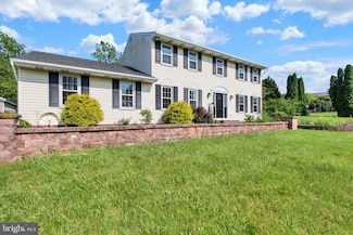 13239 Pleasant Plains Ct, New Freedom, PA 17349