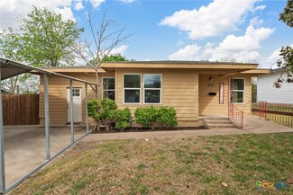 805 S 34th St, De Soto, TX 76501