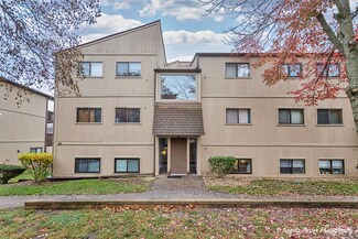 58 Vail Colony Unit 2, Fox Lake, IL 60020