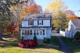 11 Yale St, Wethersfield, CT 06109