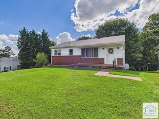 1026 Owens Rd, Martinsville, VA 24112