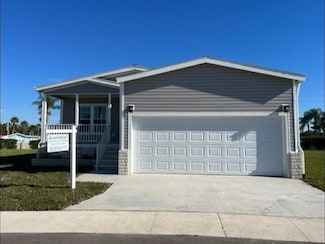 41134 Roselle Loop Unit 902, Zephyrhills, FL 33540