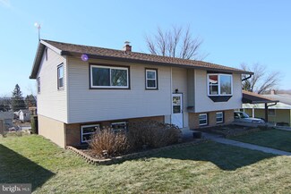 16 Heatherland Rd, Middletown, PA 17057