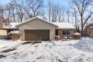 5823 Wood Valley Rd Unit 84, Kalamazoo, MI 49009