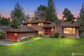 439 NW 197th St, Shoreline, WA 98177