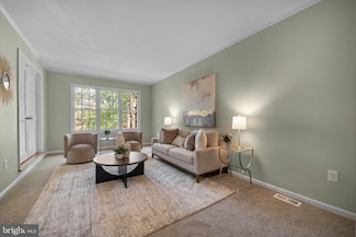 5115 Woodmire Ln, Alexandria, VA 22311