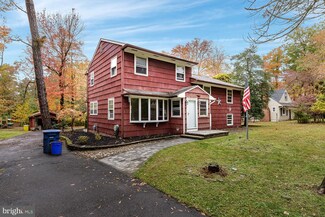 192 Hunters Rd, Medford, NJ 08055