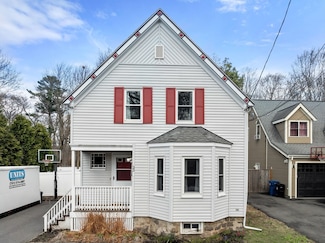 33 Capen St, Milton, MA 02186