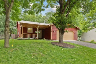 1440 Independence Ave, Chaska, MN 55318