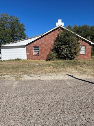 222 S Division St, Konawa, OK 74849