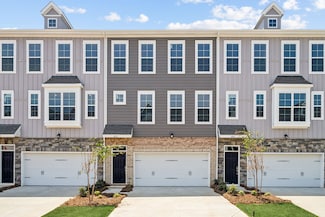 Youngstown Townhome, Sherrills Ford, NC 28673