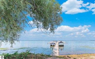 5968 W Houghton Lake Dr, Houghton Lake, MI 48629