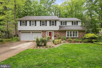 118 Barcroft Dr, Cherry Hill, NJ 08034
