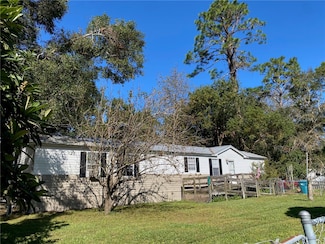 1162 Palmetto St SE, Darien, GA 31305