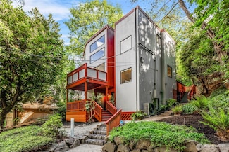 3527 E Spruce St, Seattle, WA 98122
