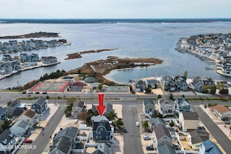 313 2nd Ave, Seaside Heights, NJ 08751