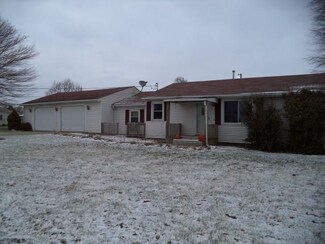 4100 S 700 W, Mentone, IN 46539