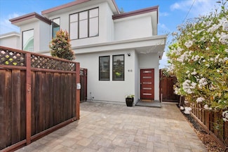 910 Cedar St, Berkeley, CA 94710