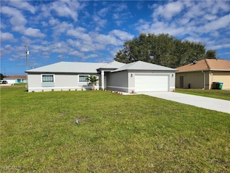 1221 NE 10th Ln, Cape Coral, FL 33909