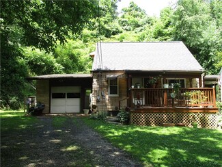 916 Crawfor St, South Heights, PA 15081