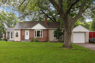 4953 Zenith Ave N, Minneapolis, MN 55429