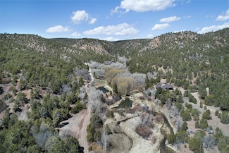 38 Johnsons Ranch Rd, Santa Fe, NM 87505