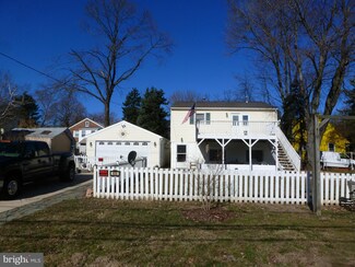 406 1st St, Rockville, MD 20851