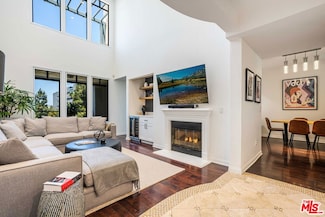 5625 Crescent Park W Unit 322, Playa Vista, CA 90094