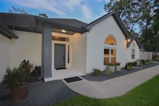 906 Weeping Willow Way, Magnolia, TX 77354