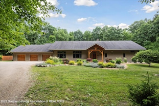 1670 Milton Rd, Perry, MI 48872
