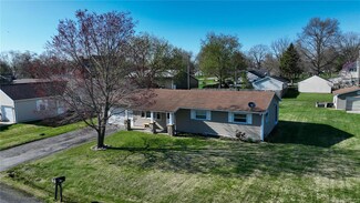 505 Benton St, Mount Olive, IL 62069