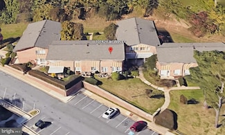 10142 Fair Woods Dr, Fairfax, VA 22030