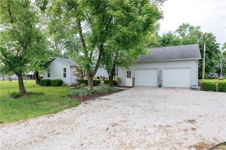 145 W Summit St, Sycamore, KS 67363