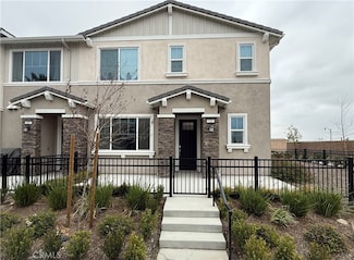 16502 Casa Grande Ave Unit 420, Fontana, CA 92336