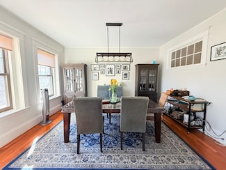 1584 Beacon St Unit 1, Brookline, MA 02446