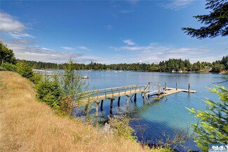 6745 Oak Bay Rd, Port Ludlow, WA 98365