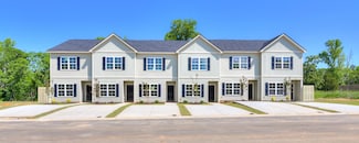 355 Bordeaux Dr, Thomson, GA 30824