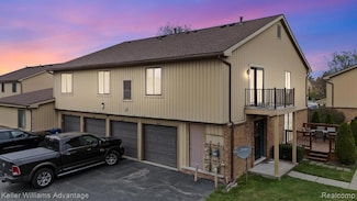 41679 Bedford Dr, Canton, MI 48187