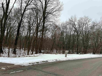 16874 Hidden Valley Dr, Granger, IN 46530