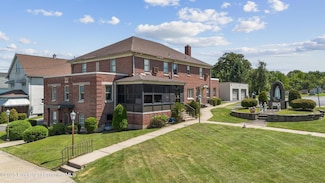 3335 Greenwood Ave, Moosic, PA 18507