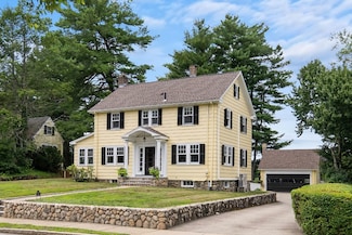 162 Forest St, Winchester, MA 01890