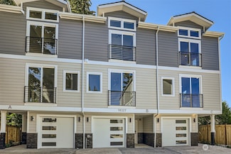 18327 1st Ave NE Unit B, Shoreline, WA 98155