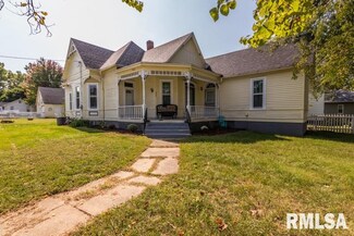 405 W Euclid Ave, Lewistown, IL 61542