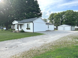 712 W Main St, Thorntown, IN 46071