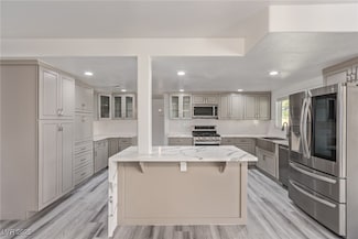 326 Fuente Dr, Henderson, NV 89014