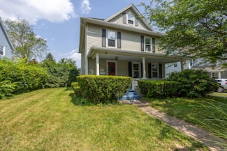 57 Hamlin St, Manchester, CT 06040