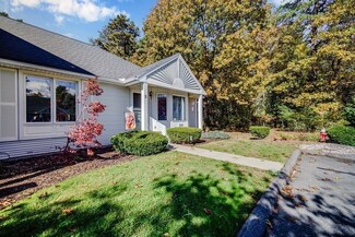 610 County Rd Unit 5, Holyoke, MA 01040