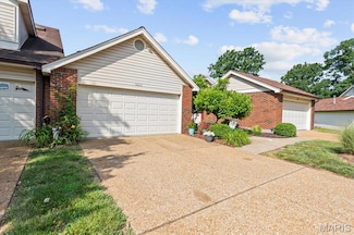5634 Duchesne Parque Dr Unit 5, Saint Louis, MO 63128