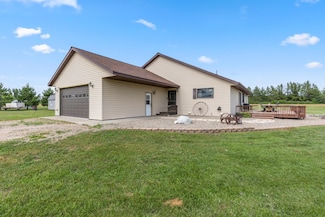 910 Bluebird Nest Ln SW, Backus, MN 56435